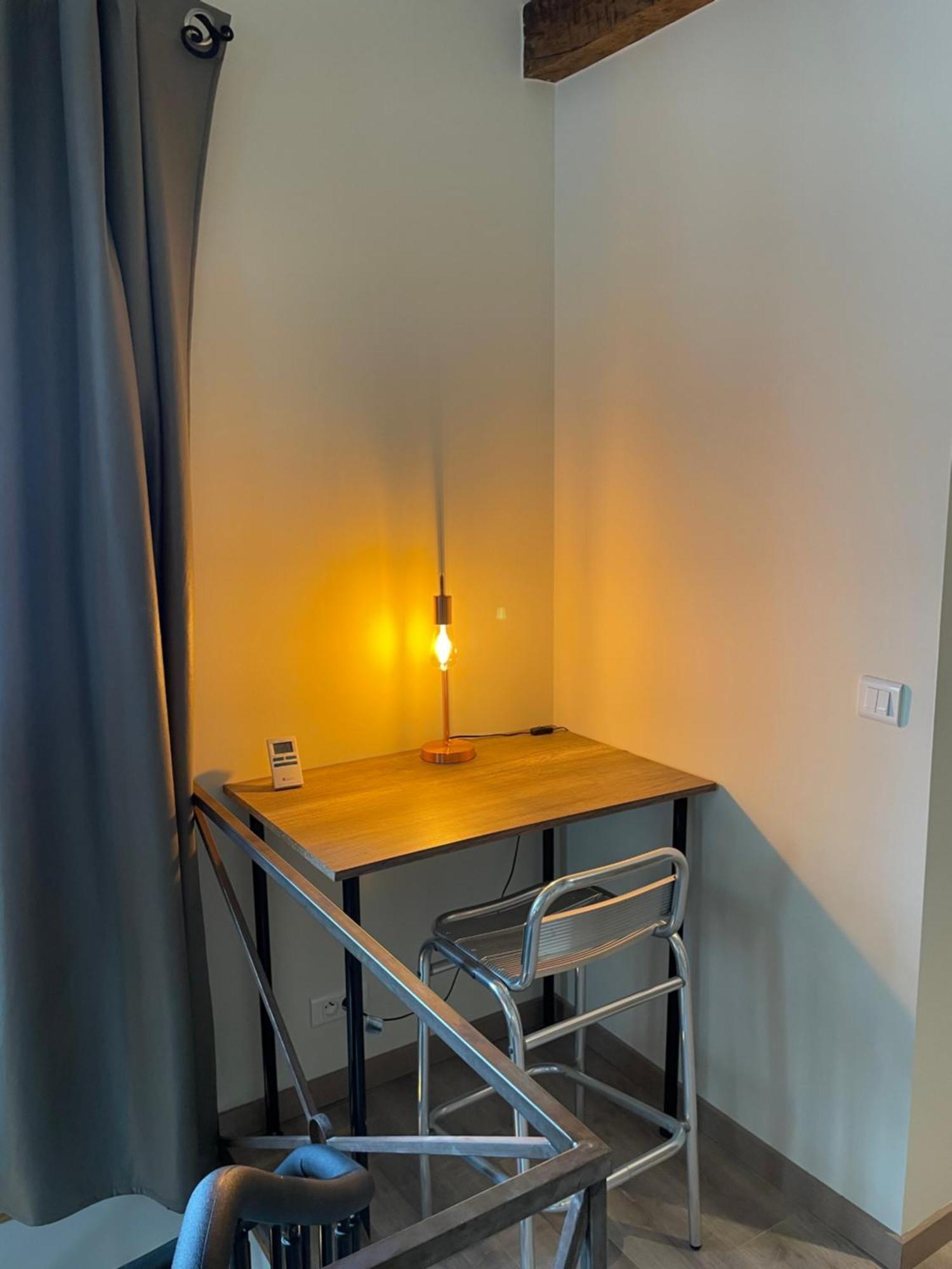 Loft De Charme En Centre-Ville ポー エクステリア 写真
